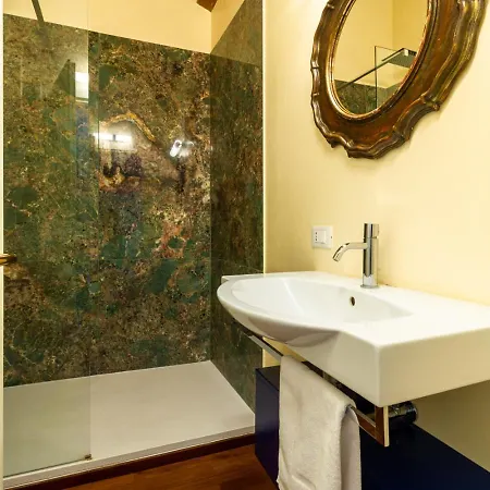 Casa Pegaso In Canton De Fiori Appartement *